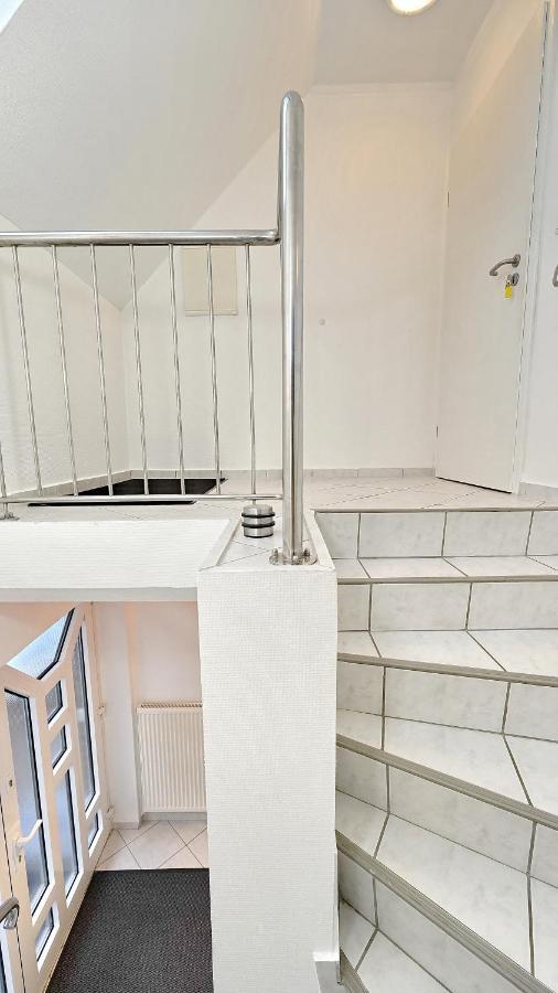 3 Schlafzimmer 8 Gaste Ruhig 110Qm Nahe Flughafen Norderstedt Buitenkant foto